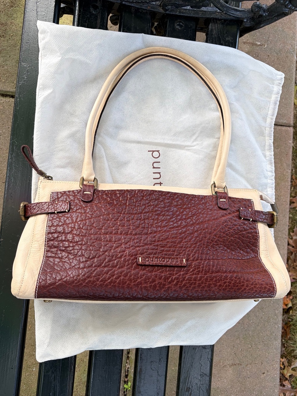 Puntotres 2 Tone 2 Grains Leather Hand or Shoulder Bag